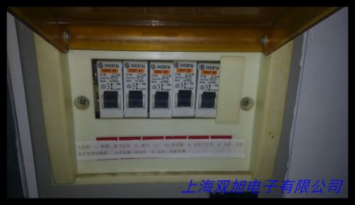 施耐德電動機保護斷路器 GV3-M25 20-25A 現(xiàn)貨庫存質(zhì)保一年